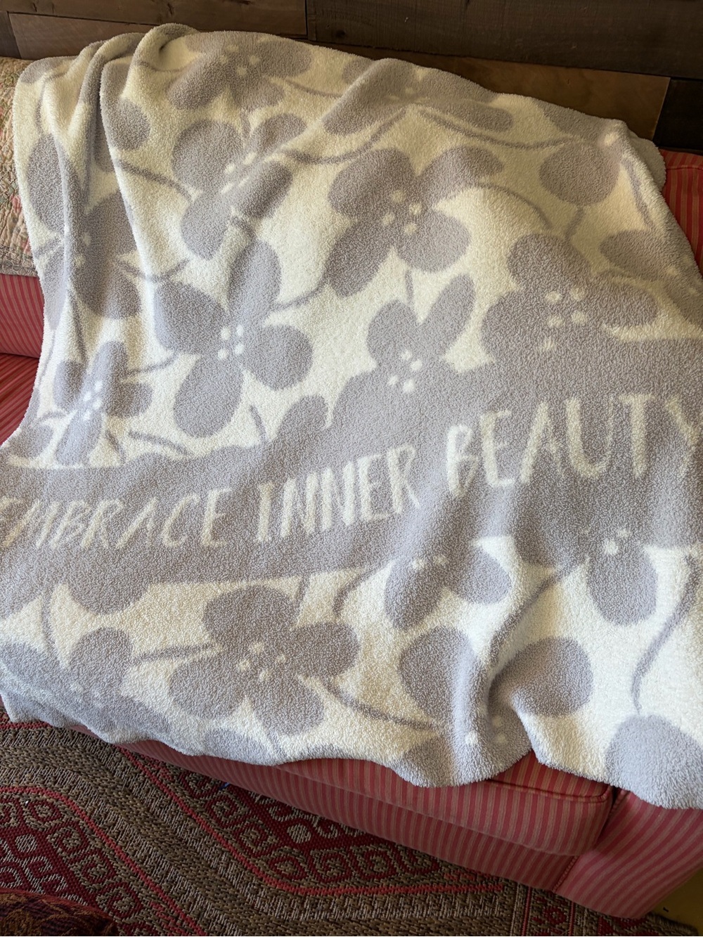 Barefoot Dreams Cozy Floral Sherpa Throw Blanket in Light Gray and Cream